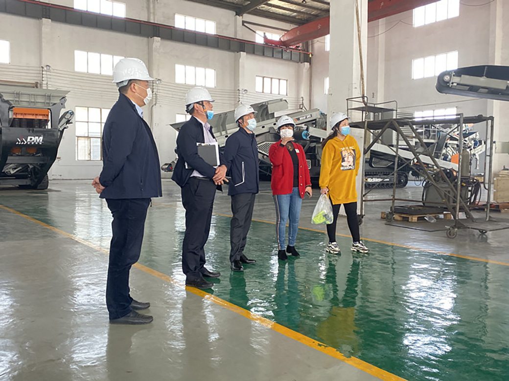 【春風(fēng)送暖，戰(zhàn)“疫”有情】奉賢區(qū)奉城鎮(zhèn)領(lǐng)導(dǎo)蒞臨東蒙，慰問公司疫情防控一線職工